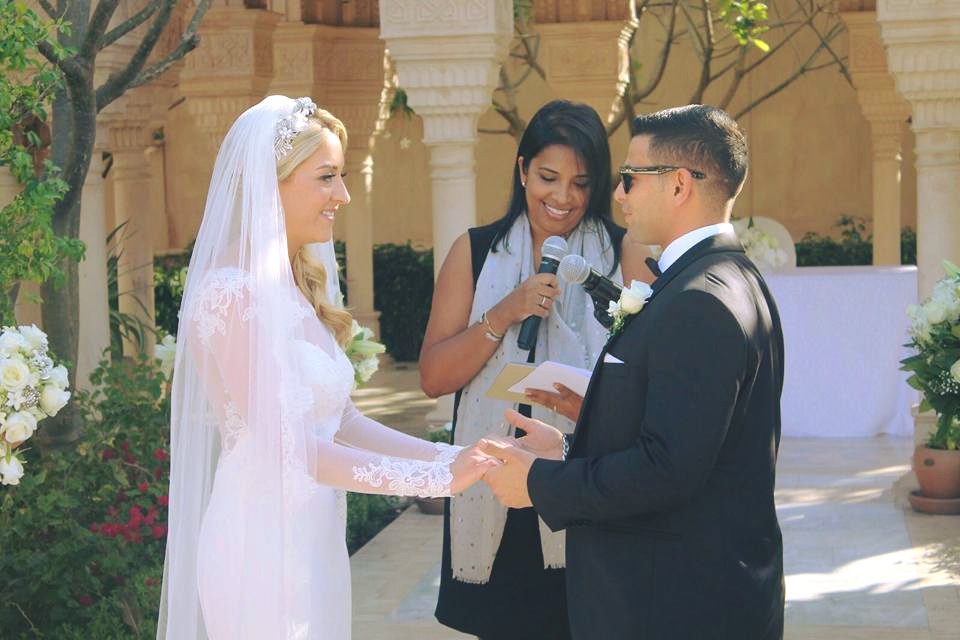 Zu Gatward_wedding_officiant_dubai_UAE_Karina&Momen_1